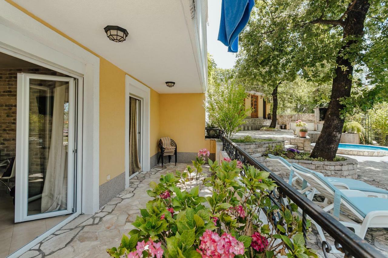 Poolside Apartments Miljan I Ranko Herceg Novi Kültér fotó